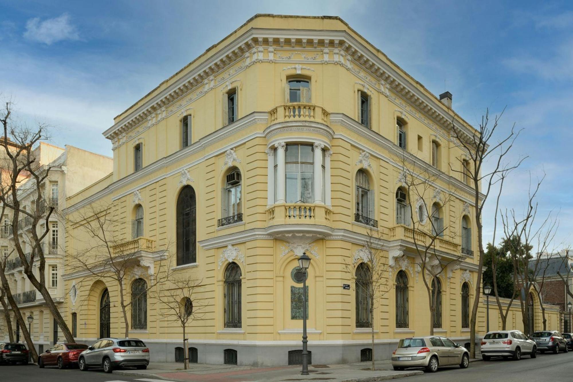 Santo Mauro, A Luxury Collection Hotel, Madrid Exterior photo